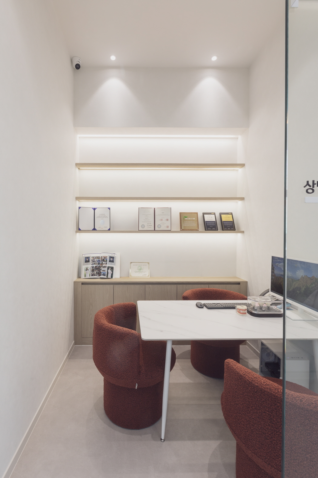 치과인테리어KakaoTalk_20260306_095555081_15.jpg